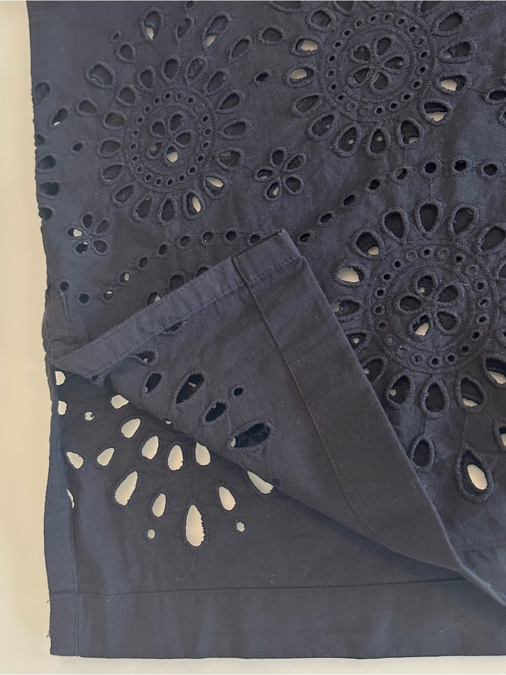 Tommy Hilfiger | Black Cotton Embroidered Blouse / Top | Size XL - Picture 10 of 16